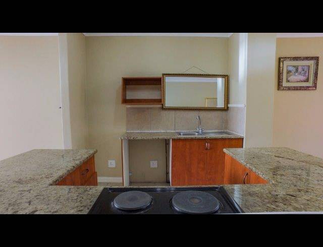 1 BEDROOM APARTMENT FOR SALE IN UMHLANGA RIDGE